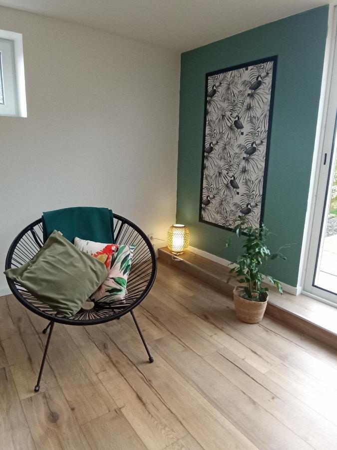 Maison Familiale A La Campagne La Chapelle-du-Bourgay Exteriör bild